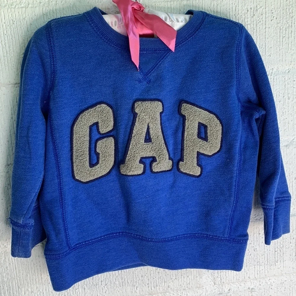 Gap Logo Baby Sweatshirt sz 18-24 months